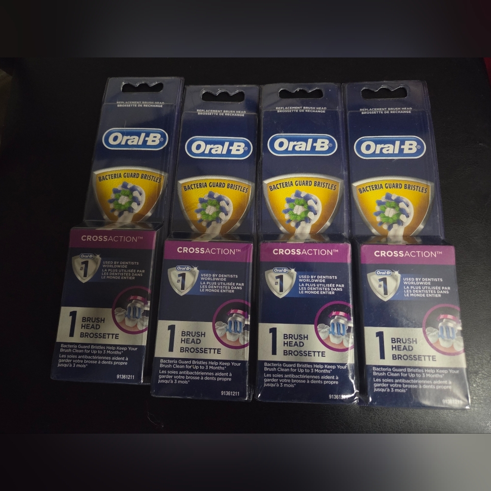 Oral-B CrossAction Replacement ToothBrush Head - New Sealed Lot Of 4